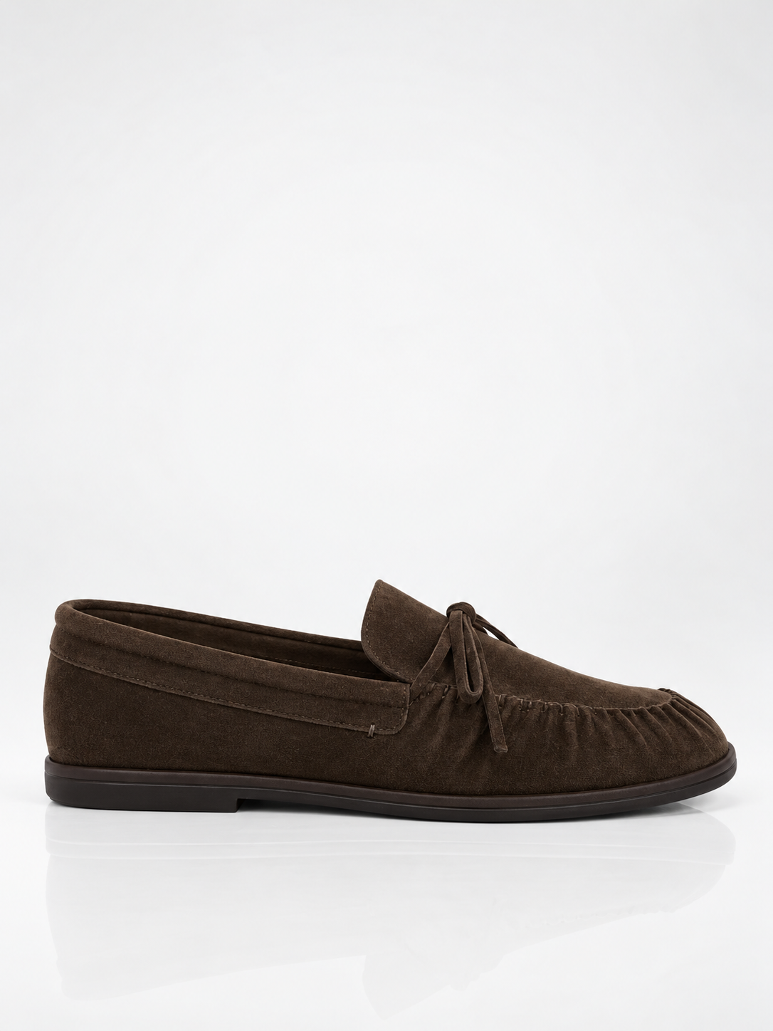 Mocasines de Ante Marrón Chocolate con Cordones
