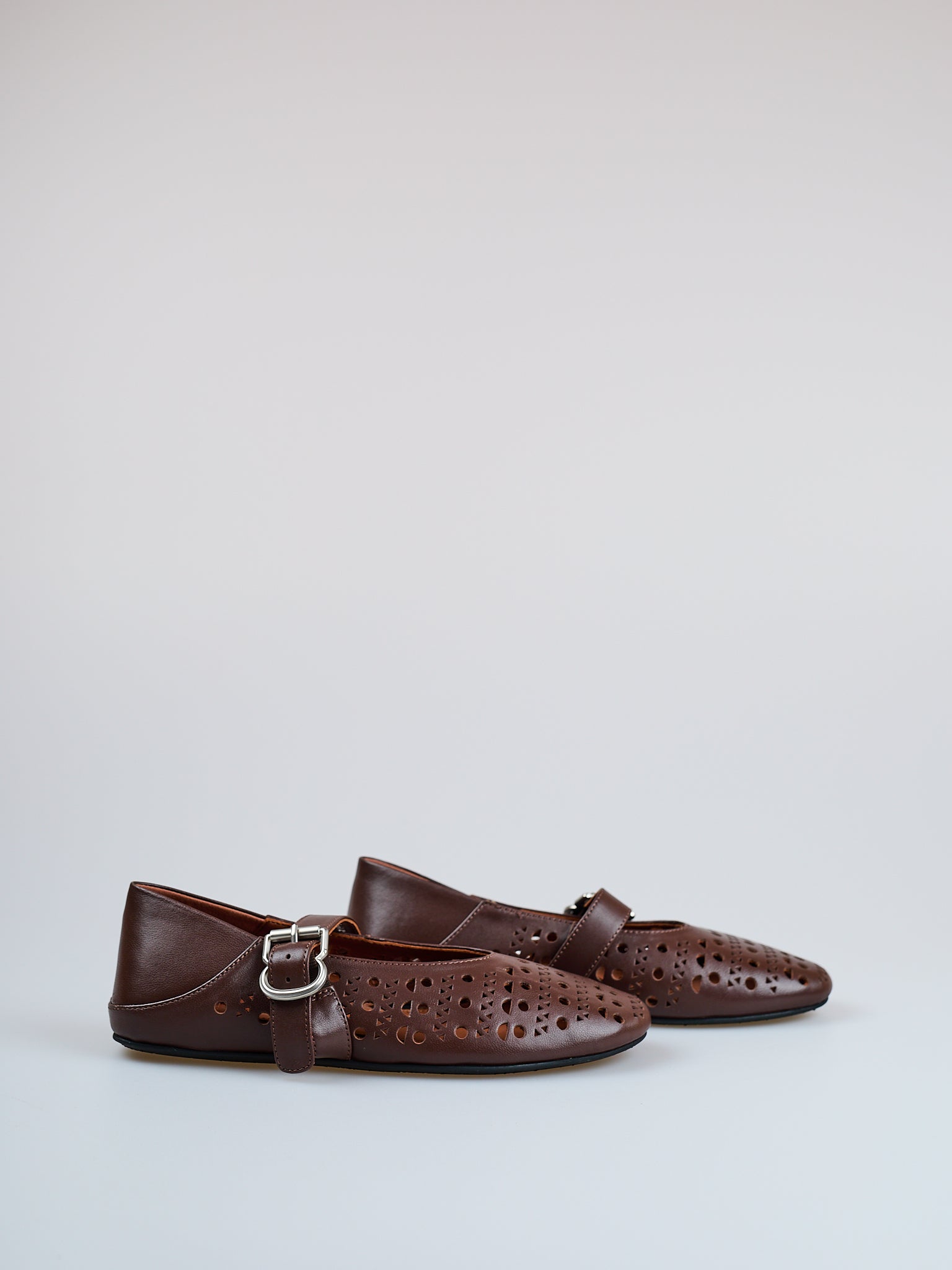 Classic Charm Leather Flats - Hazelnut