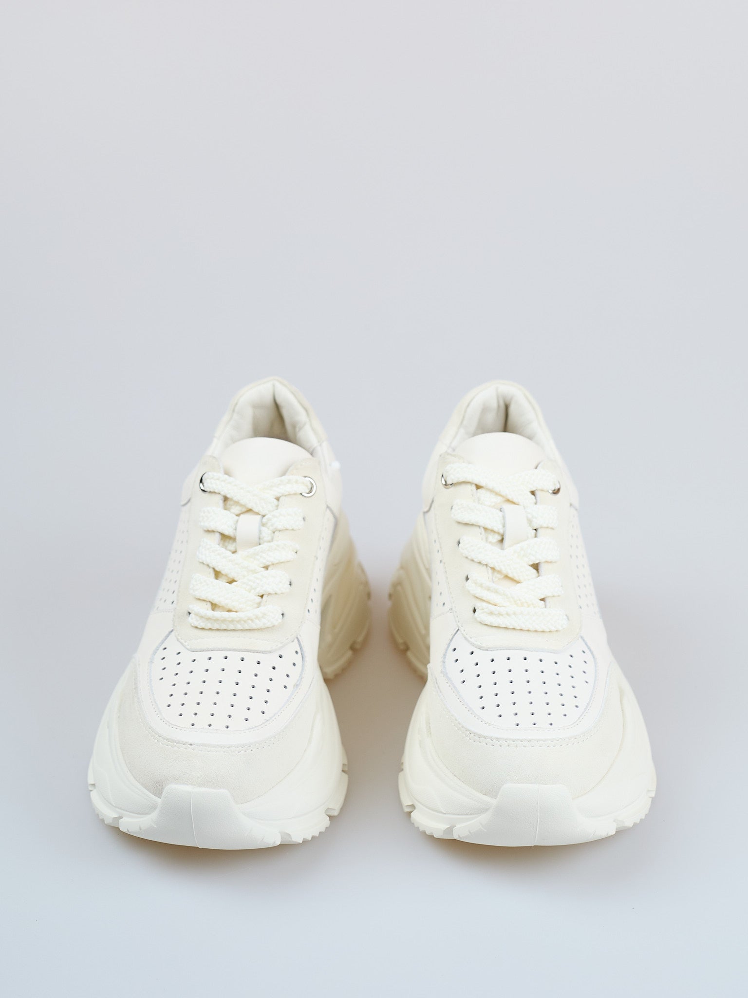 Zapatillas blancas alpinas