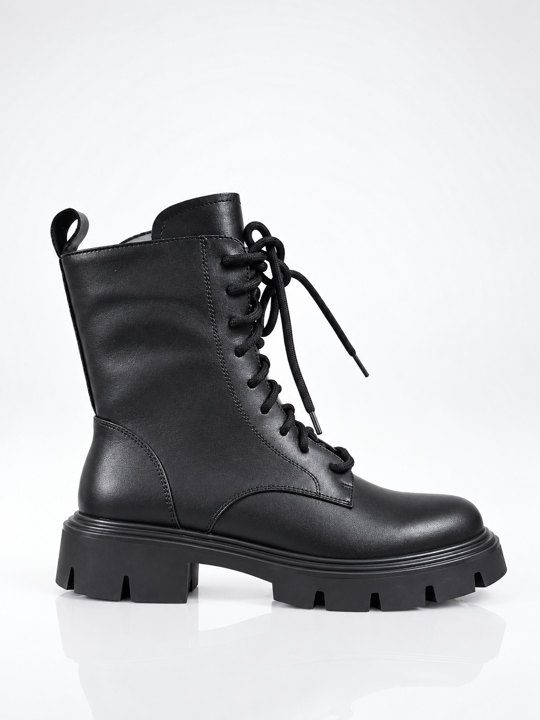 Botines Negros de Piel con Plataforma Track