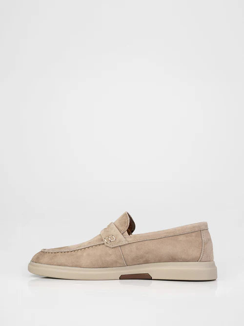 Mocasines de ante en color beige