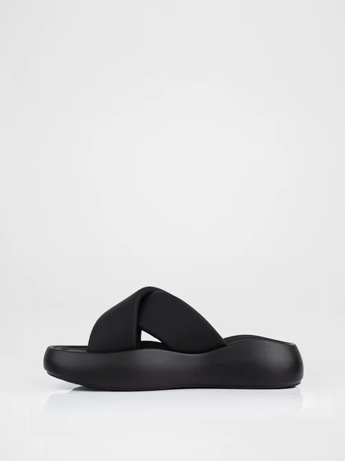 Sabo flip flops in black color