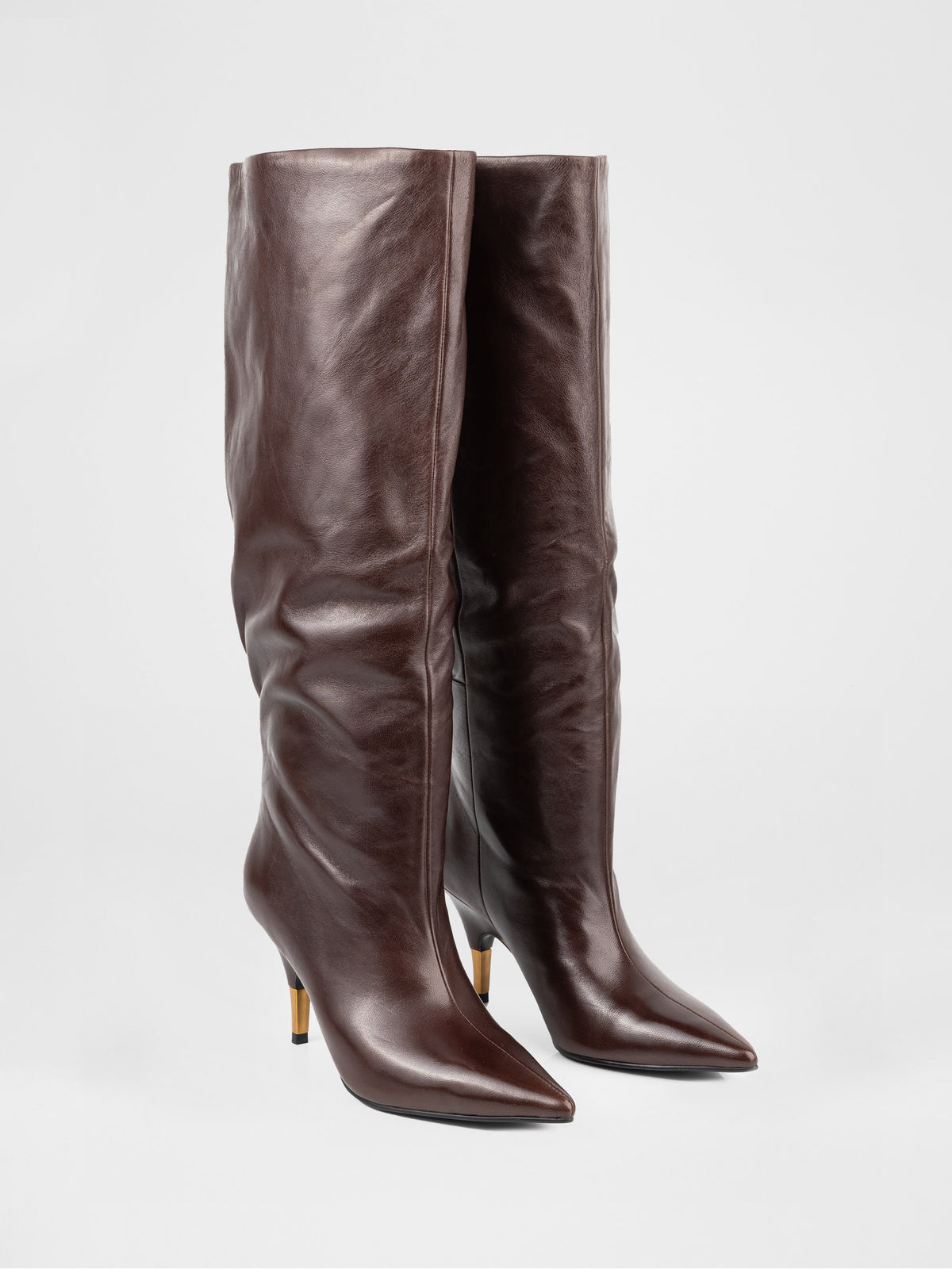 Botas altas drapeadas de piel color chocolate