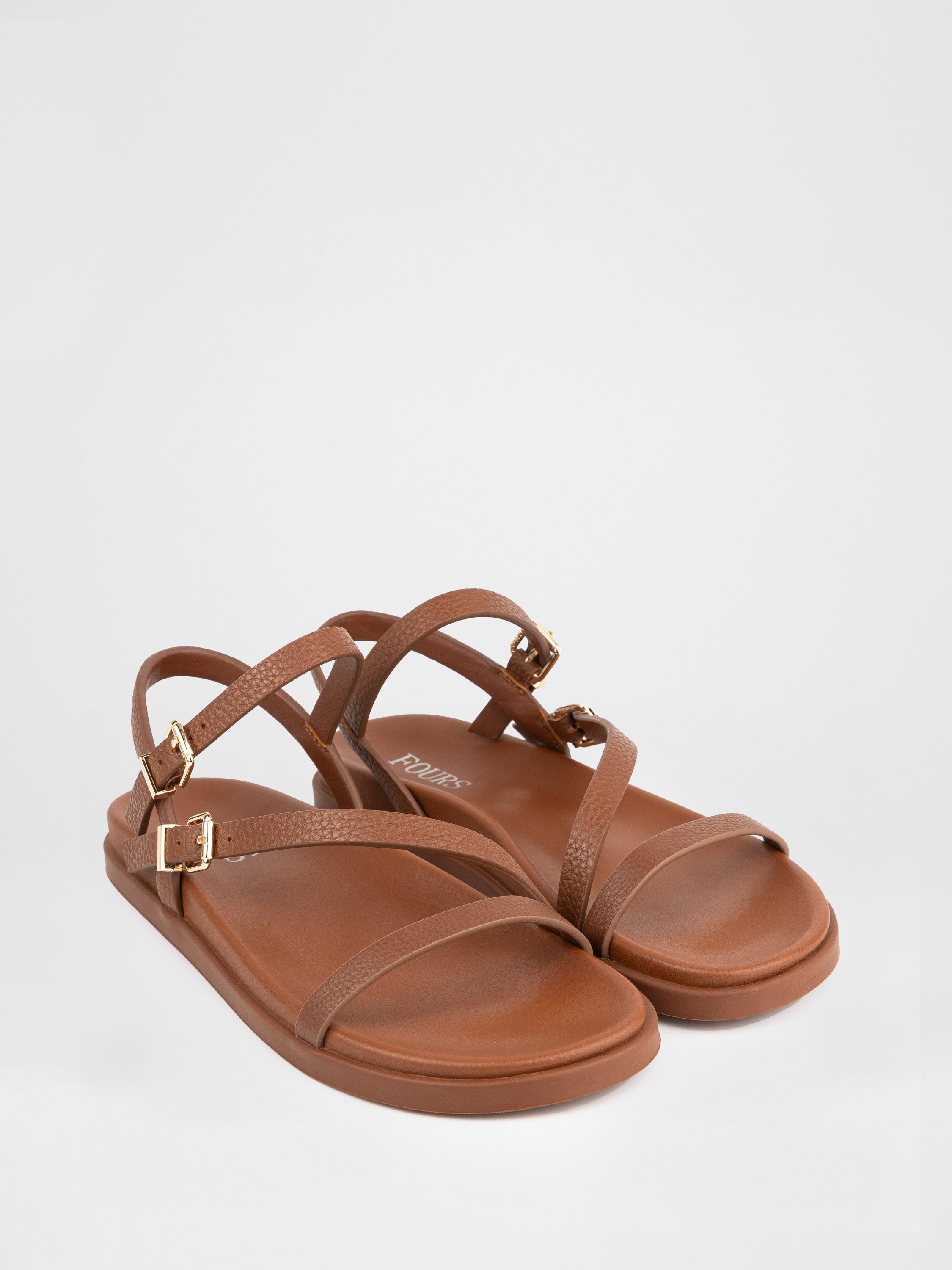 Leather sandals with thin straps