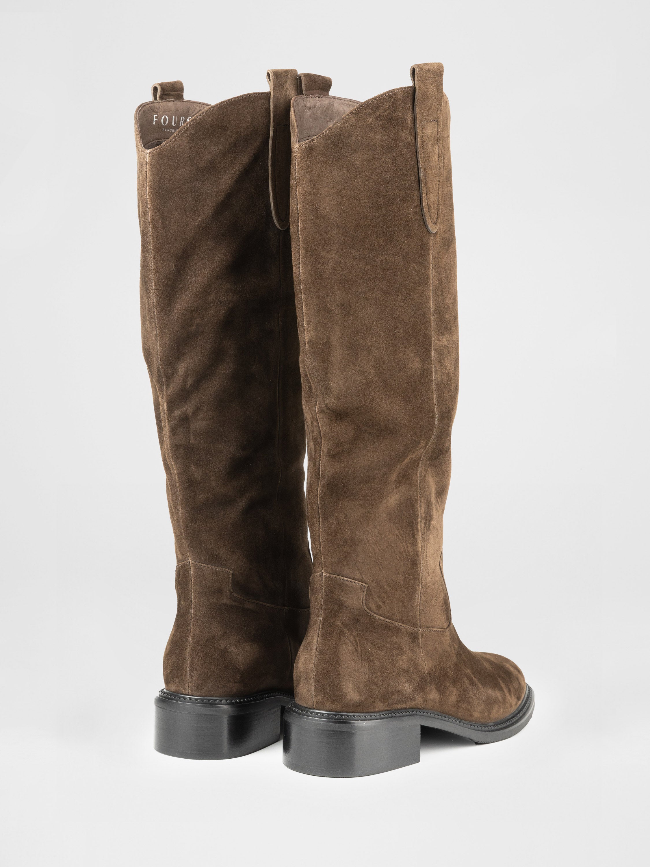 Suede choboti at the brown coloree