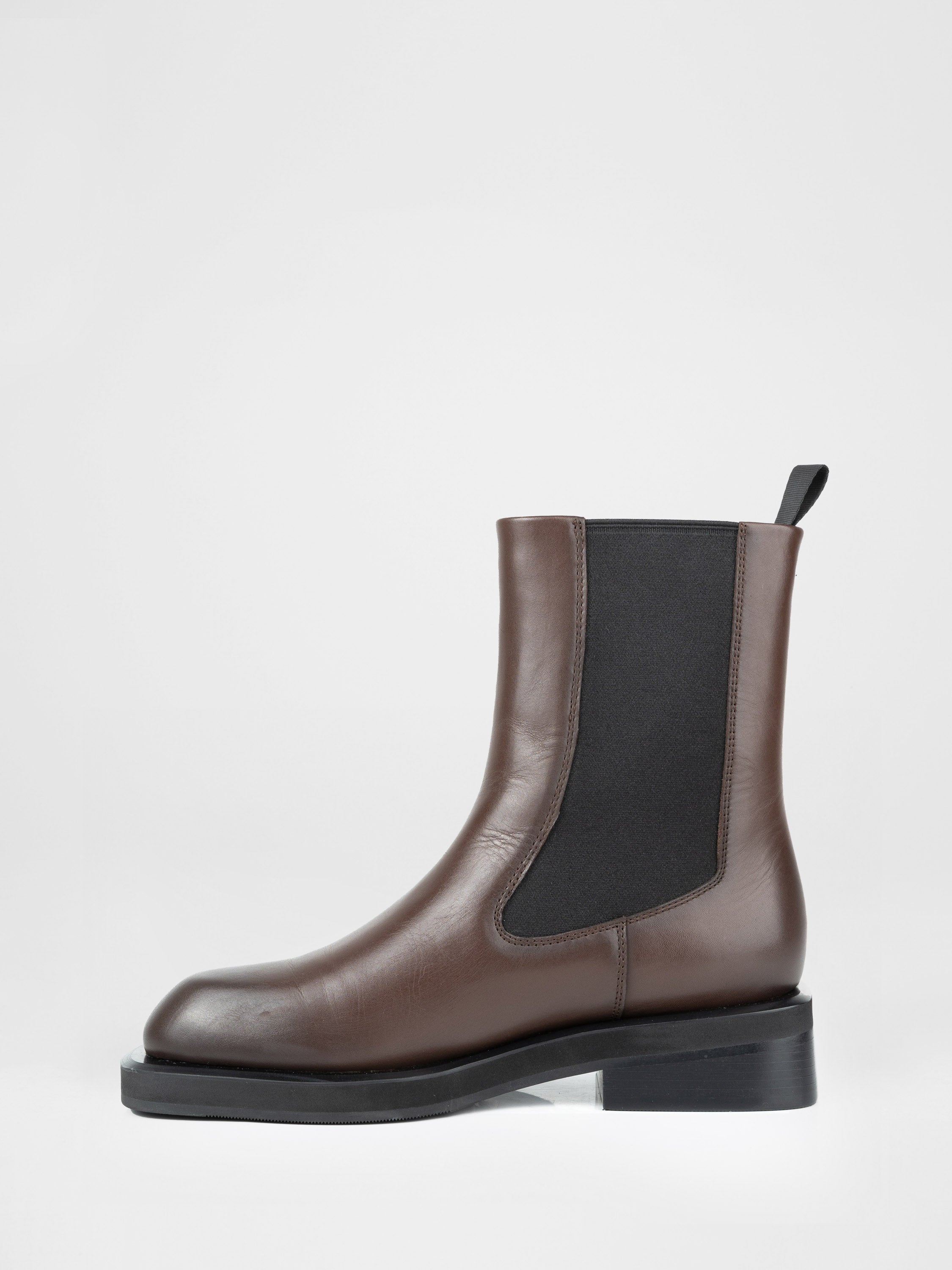 Brown leather Chelsea boots