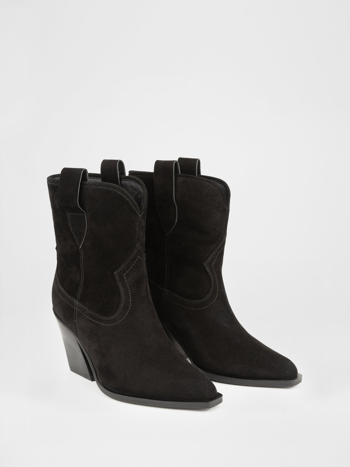 Botas cowboy de ante negro con tacón geométrico