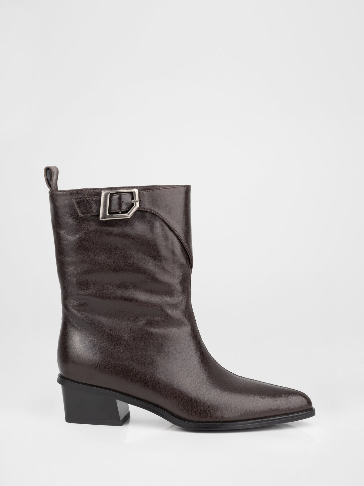 Botines de piel marrón oscuro
