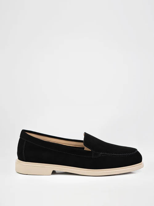 Suede loafers in black