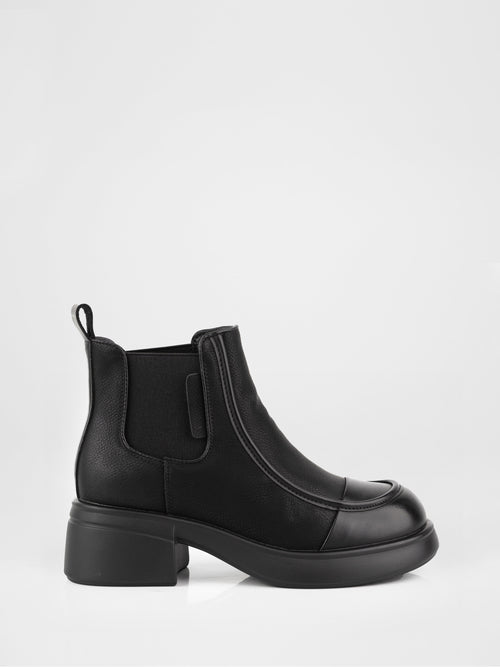 Botines Chelsea de piel negra