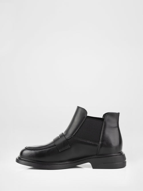 Botines de piel negra