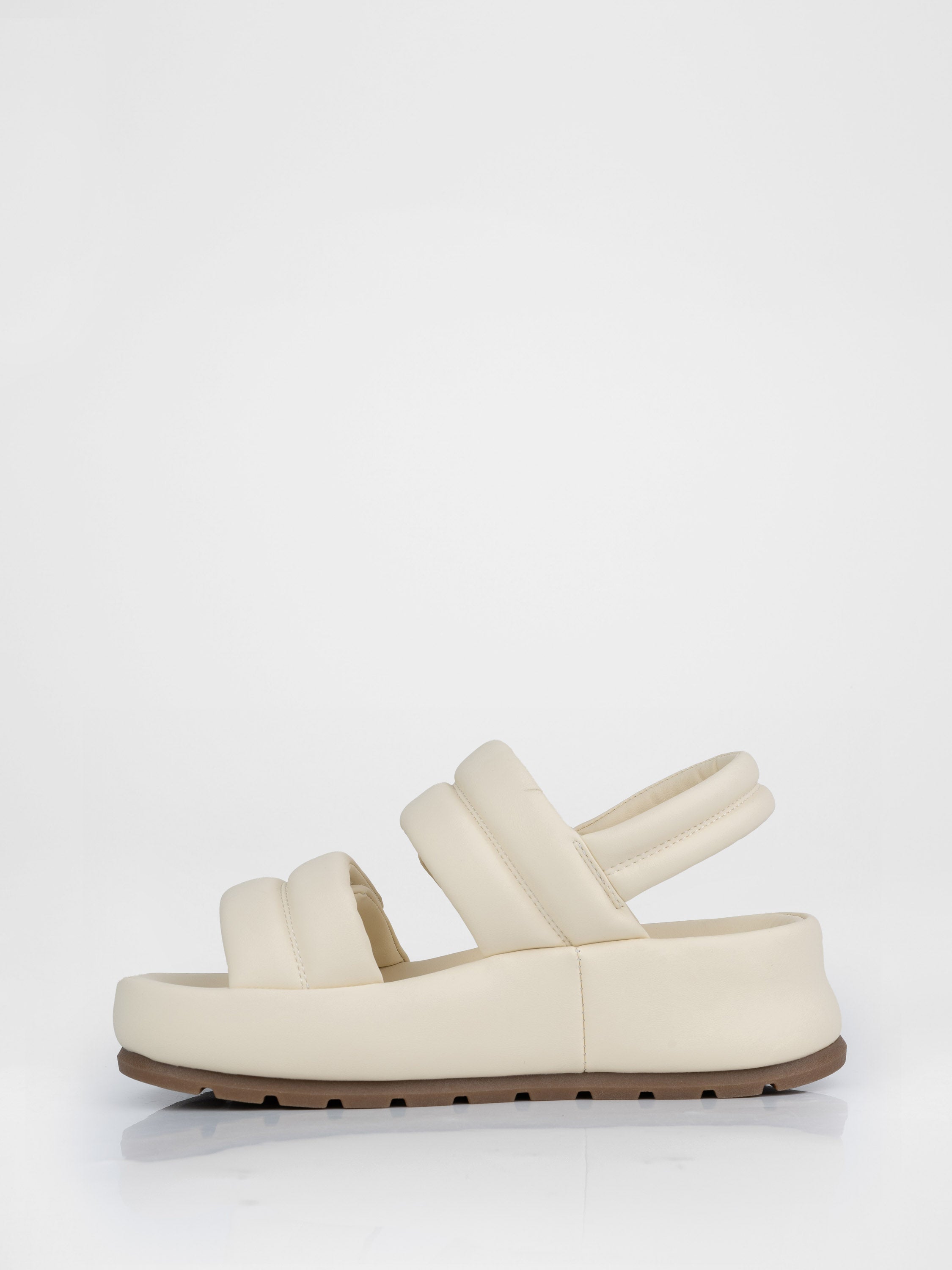 Milk-colored platform sandals