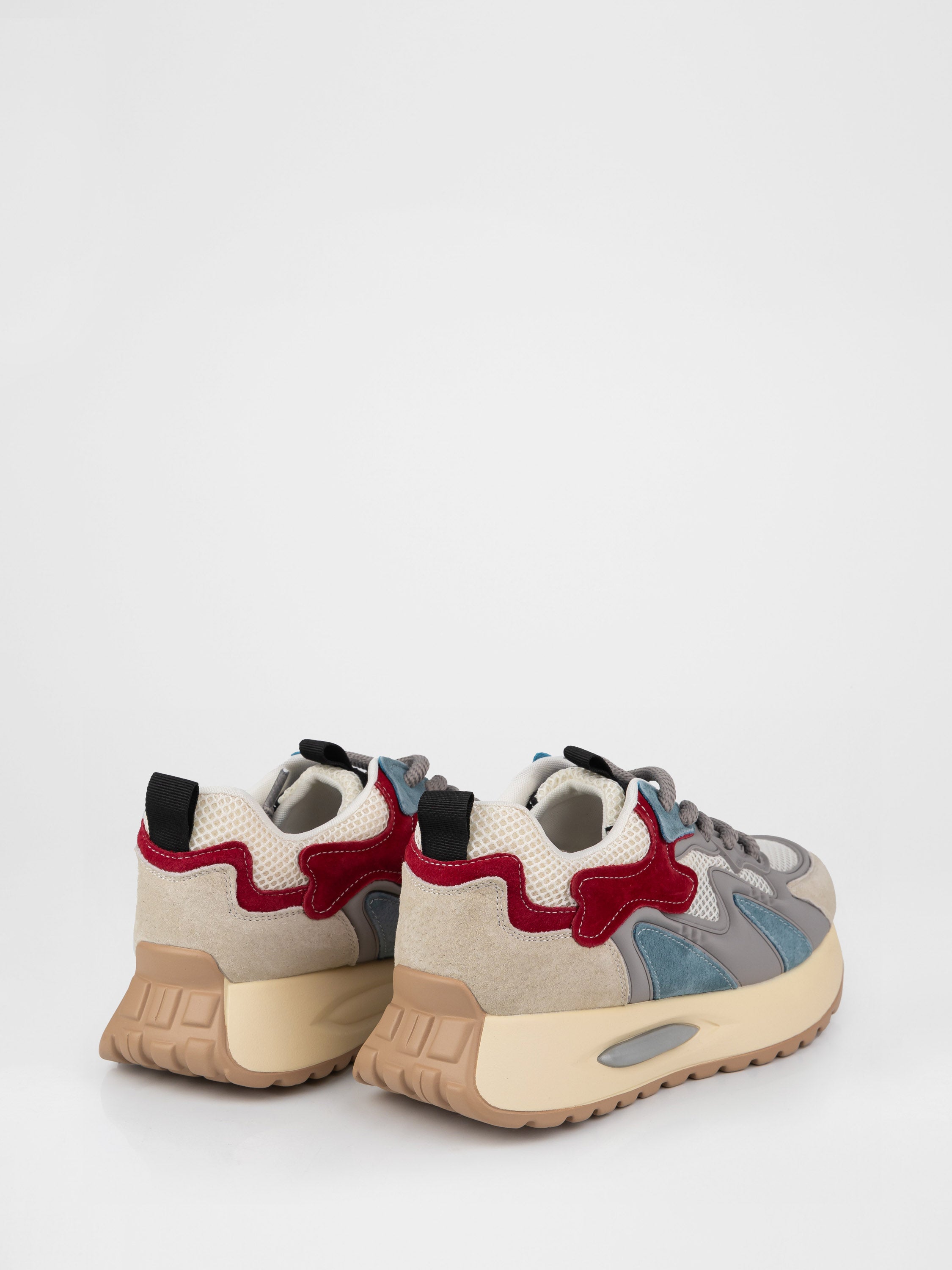 Women's sneakers with chunky soles