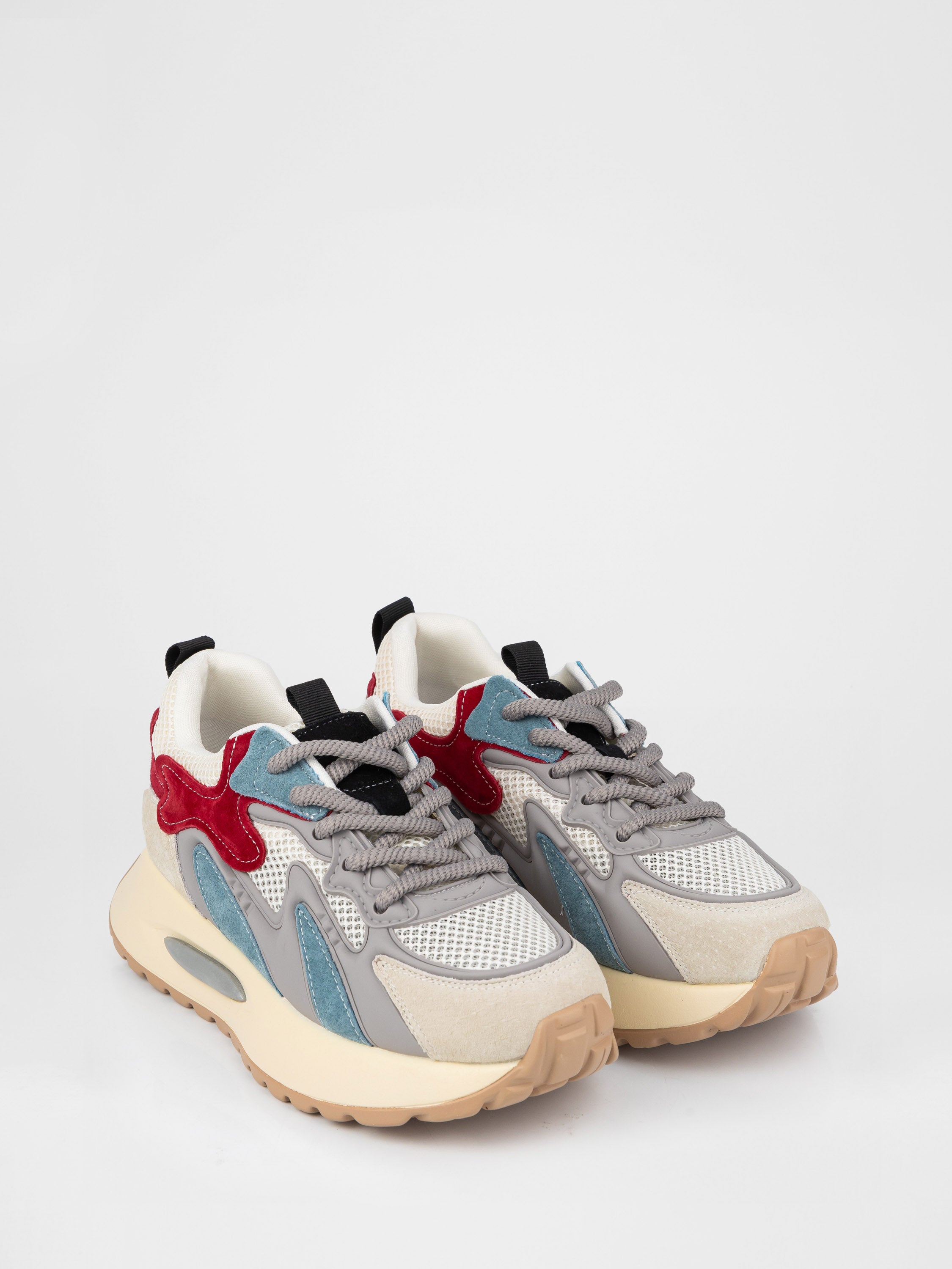 Women's sneakers with chunky soles
