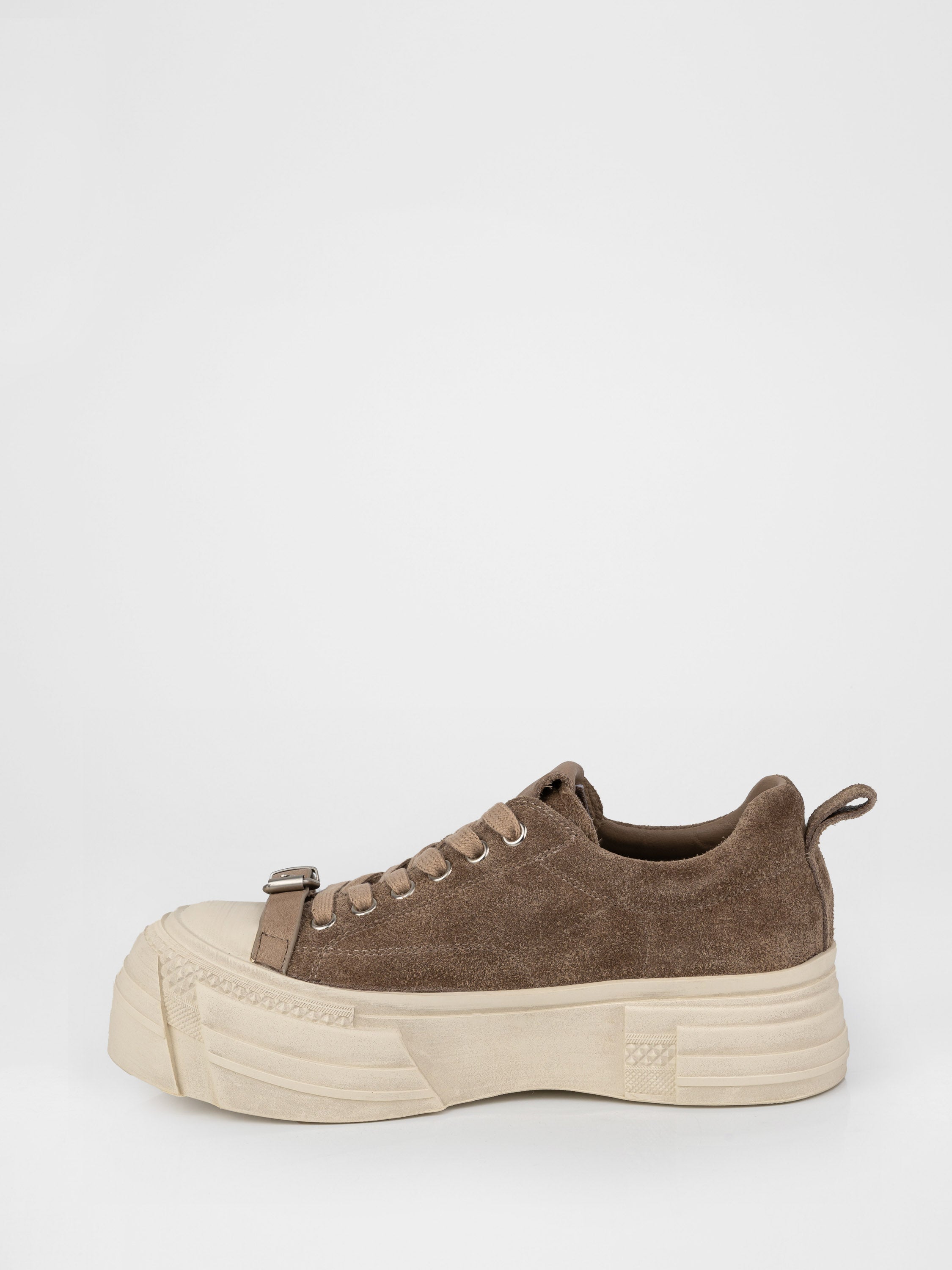 Beige sneakers with a chunky sole