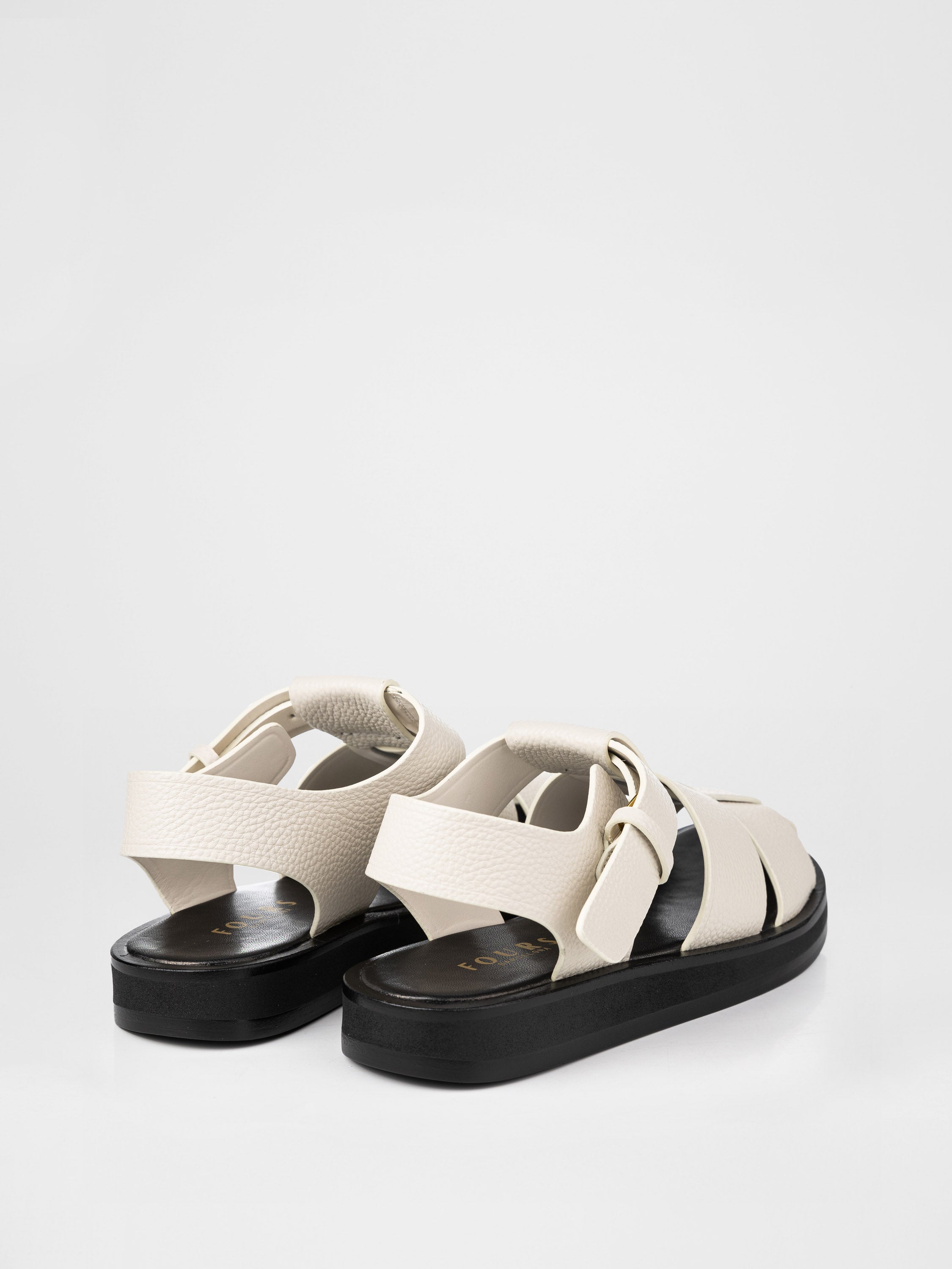 Sandals in white color
