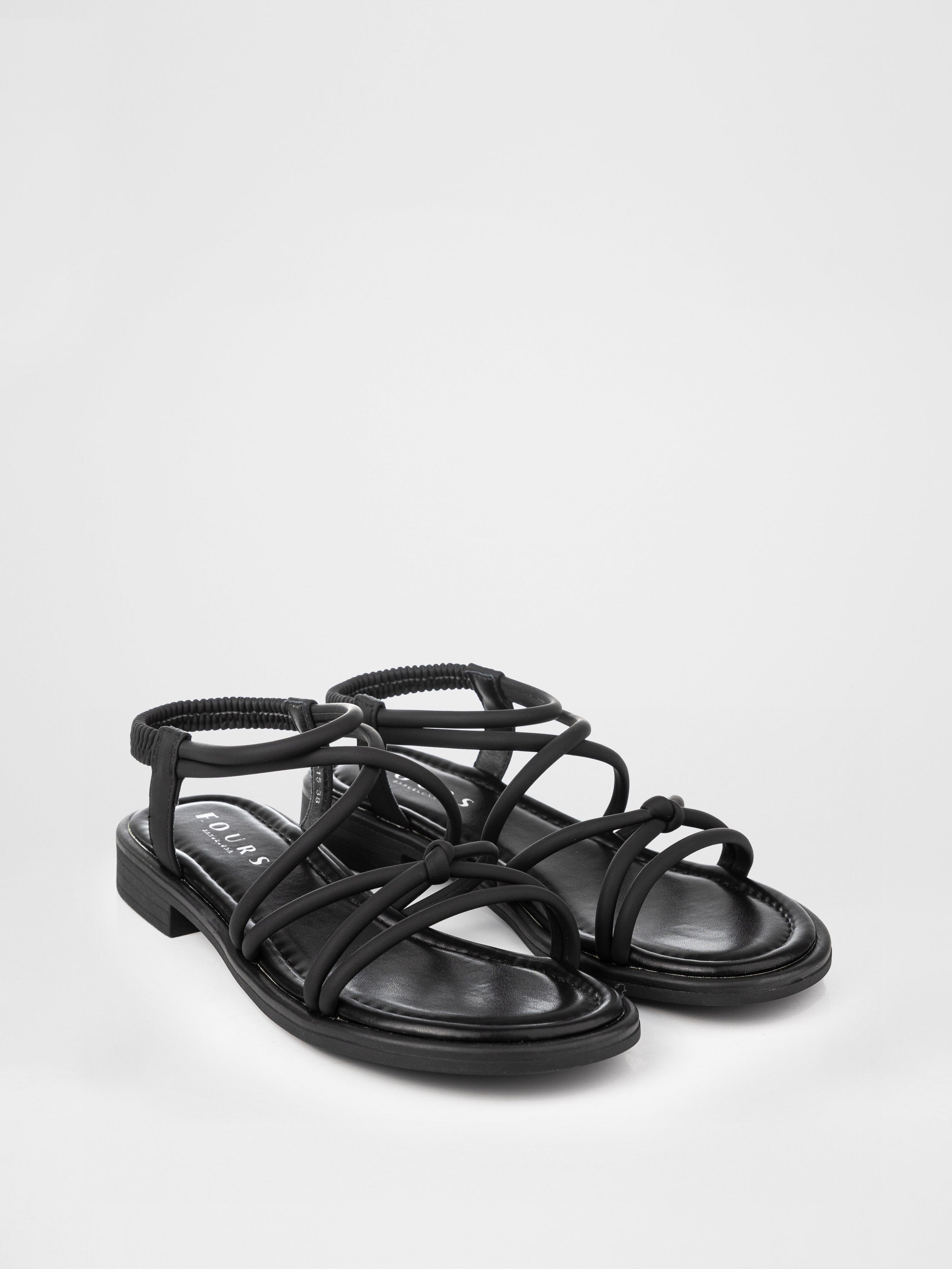 Sandalias en color negro