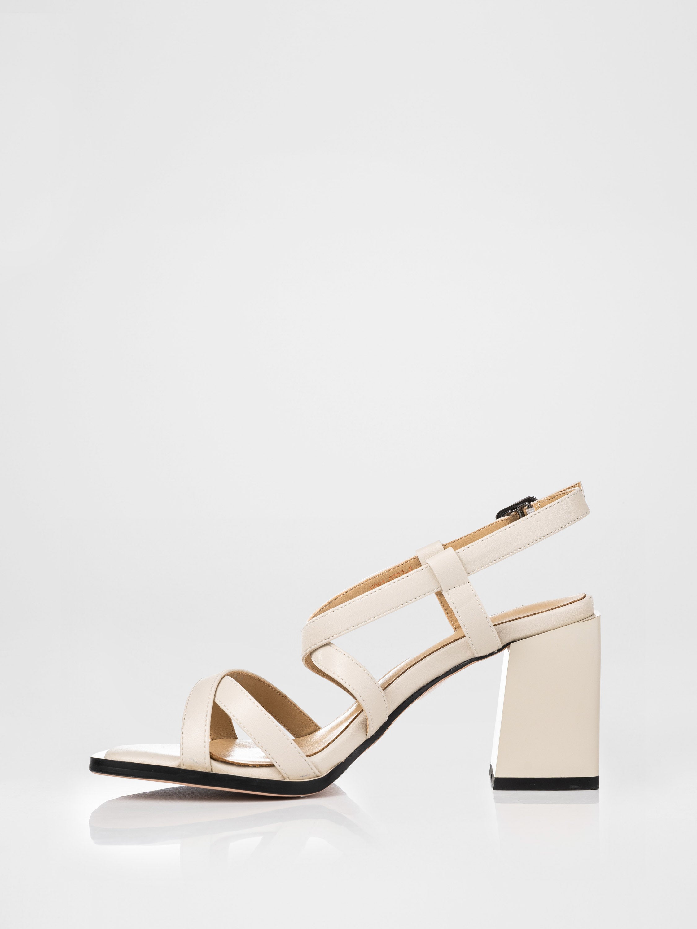 Sandalias de tacón beige