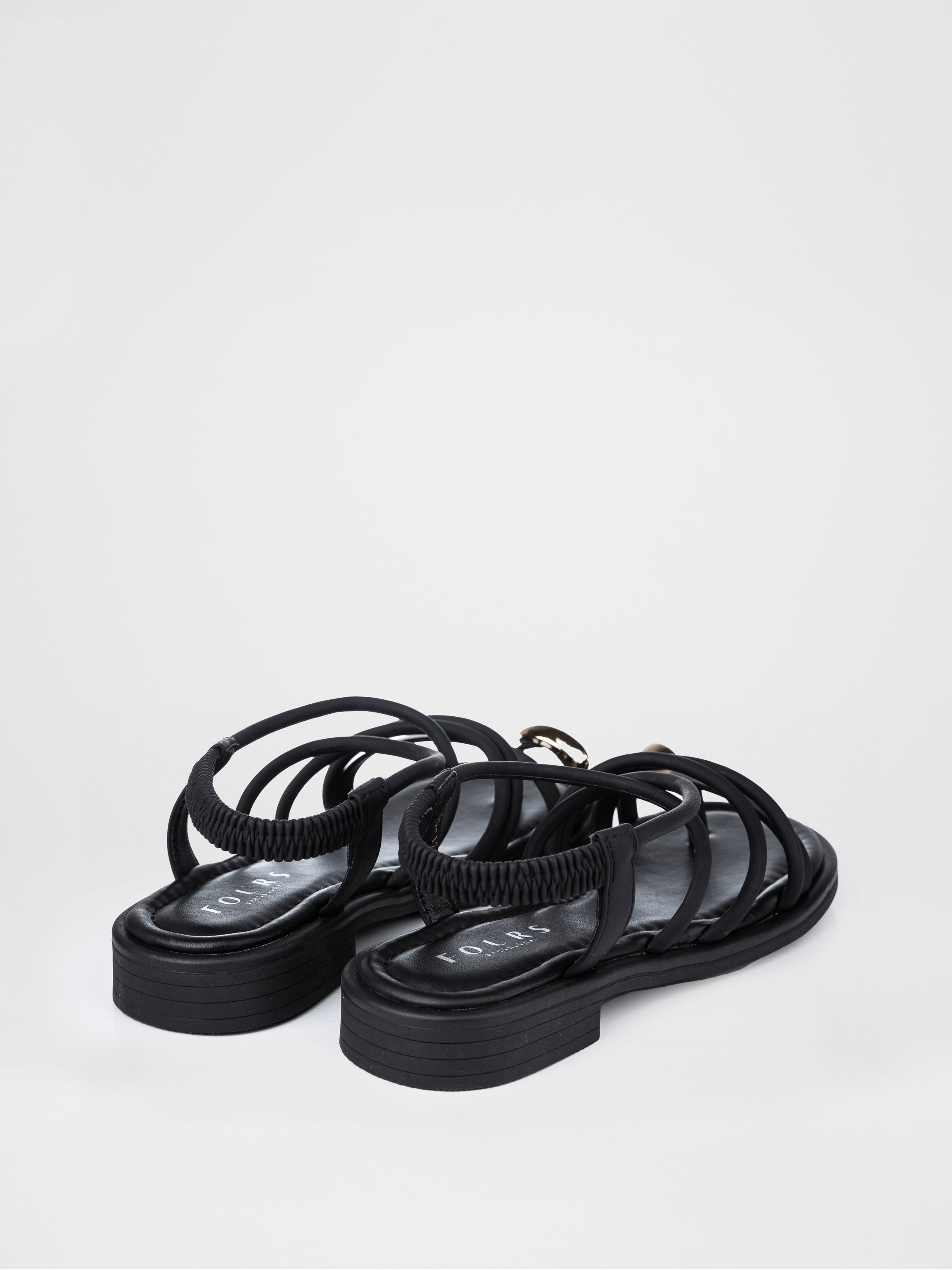Sandalias en color negro