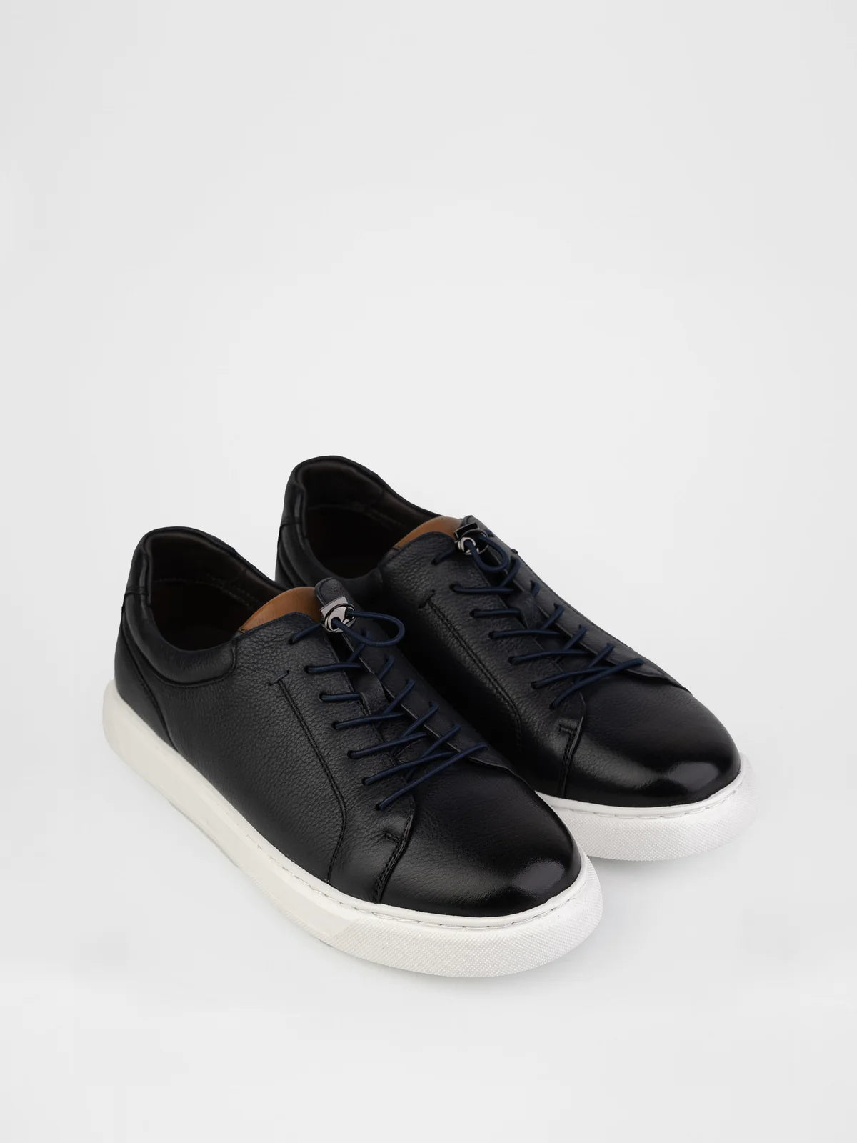 Zapatillas bajas de cuero azul marino