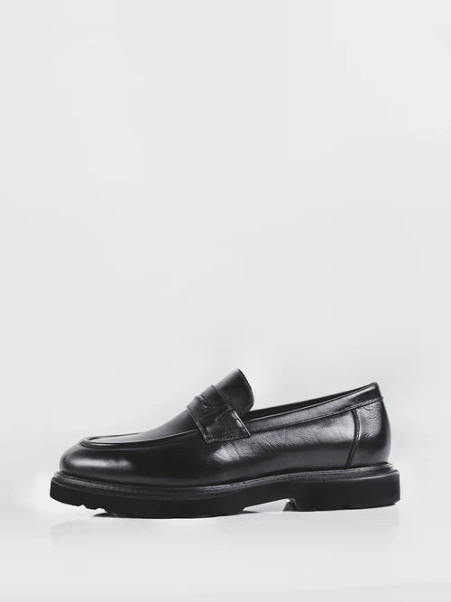 Mocasines de hombre en color negro