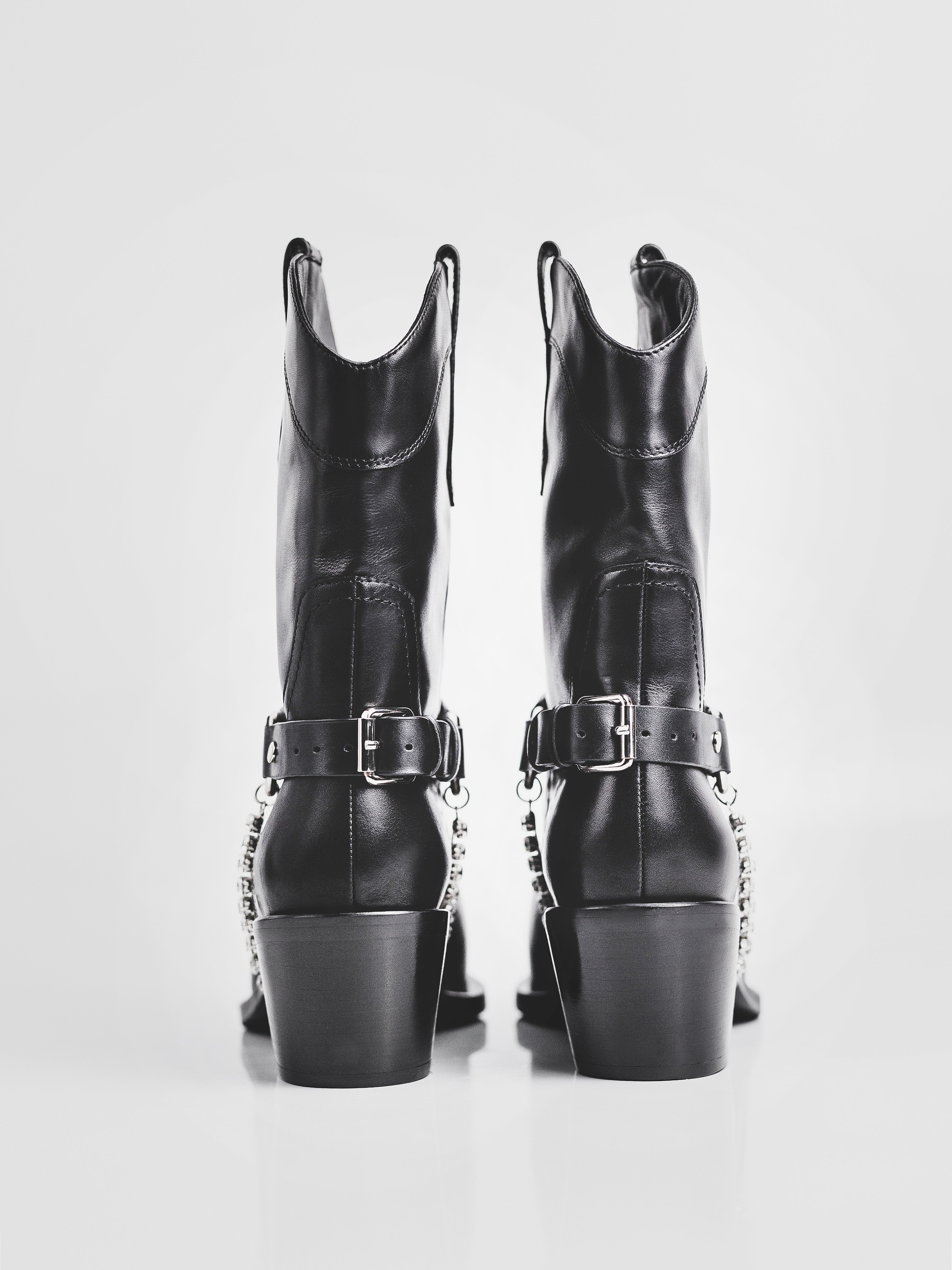 The Mila Leather Boots