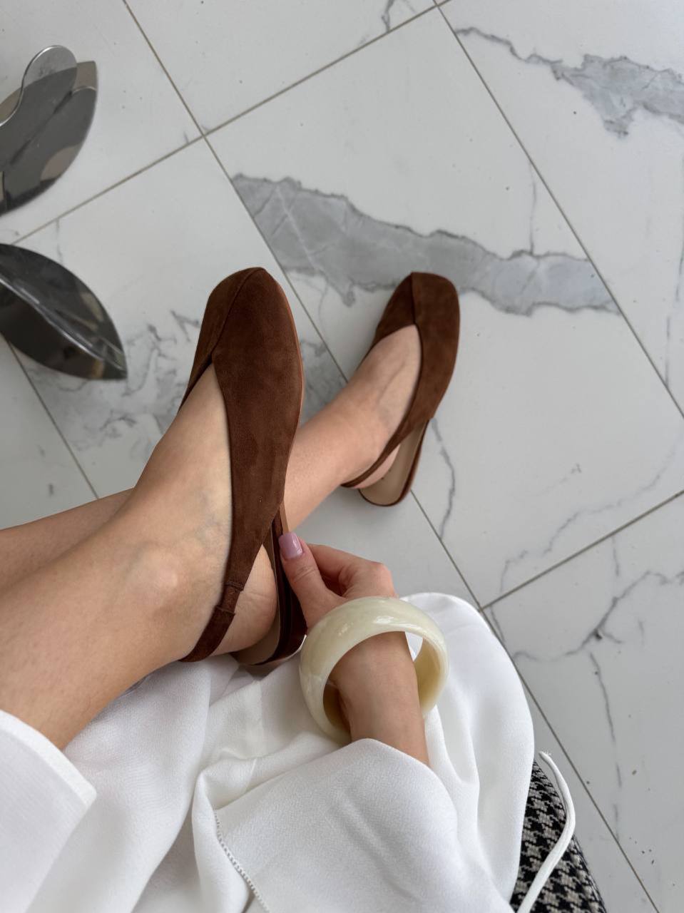 Slingbacks in chocolate color