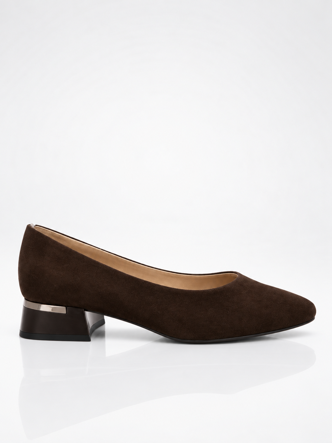 Zapatos de Ante Marrón Chocolate con Tacón Geométrico