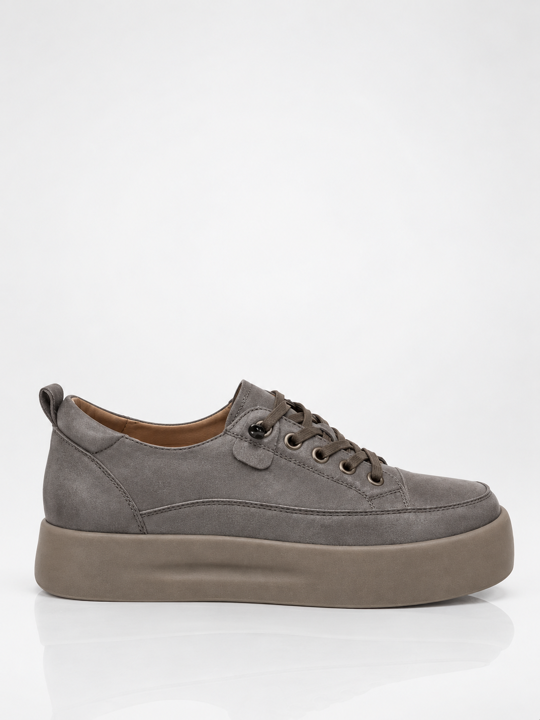 Zapatillas de Piel Gris con Plataforma