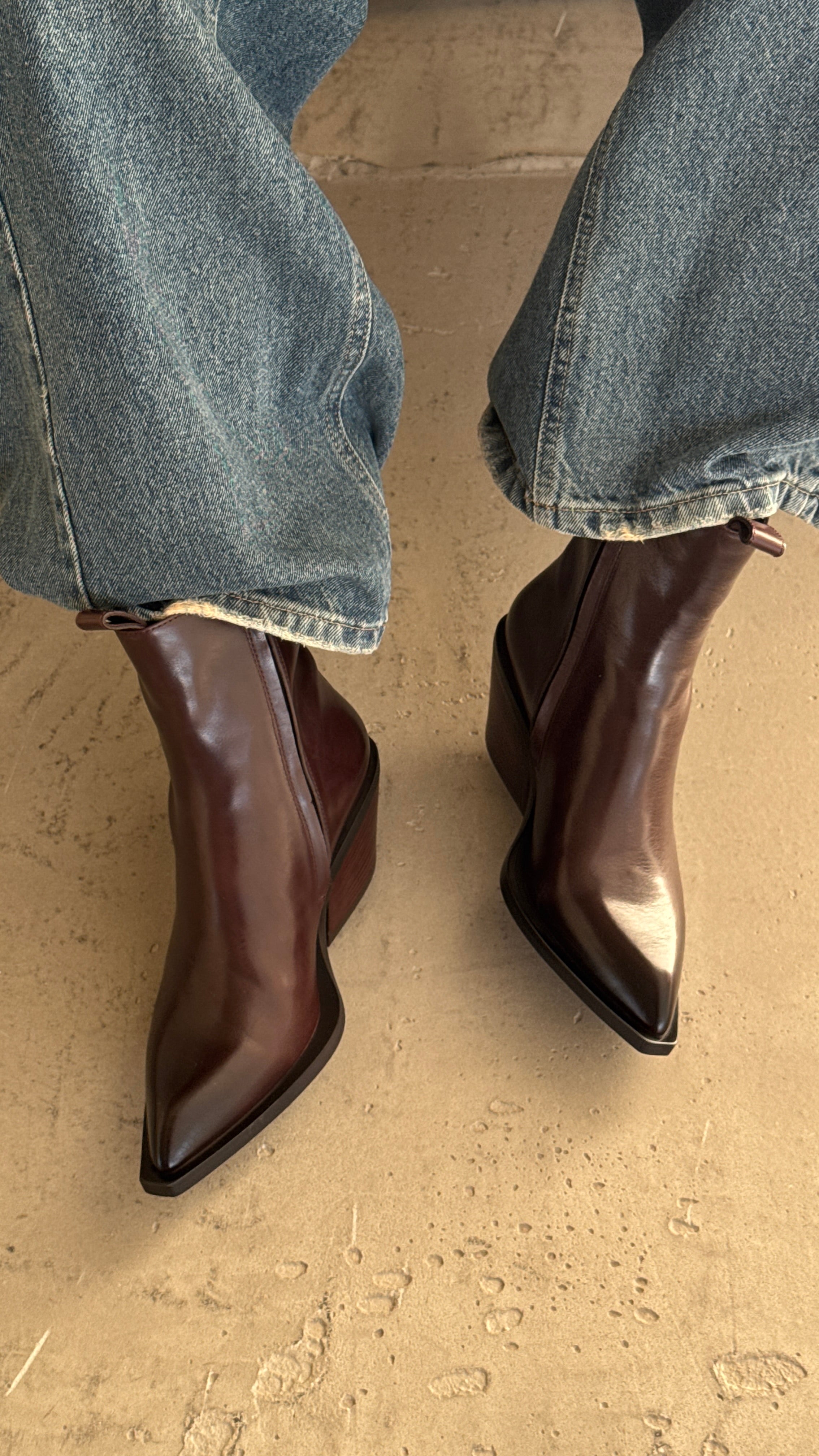 Botas de piel cosaca en color café