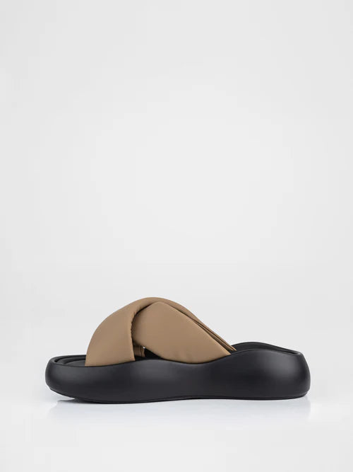 Chanclas Sabo en color caqui