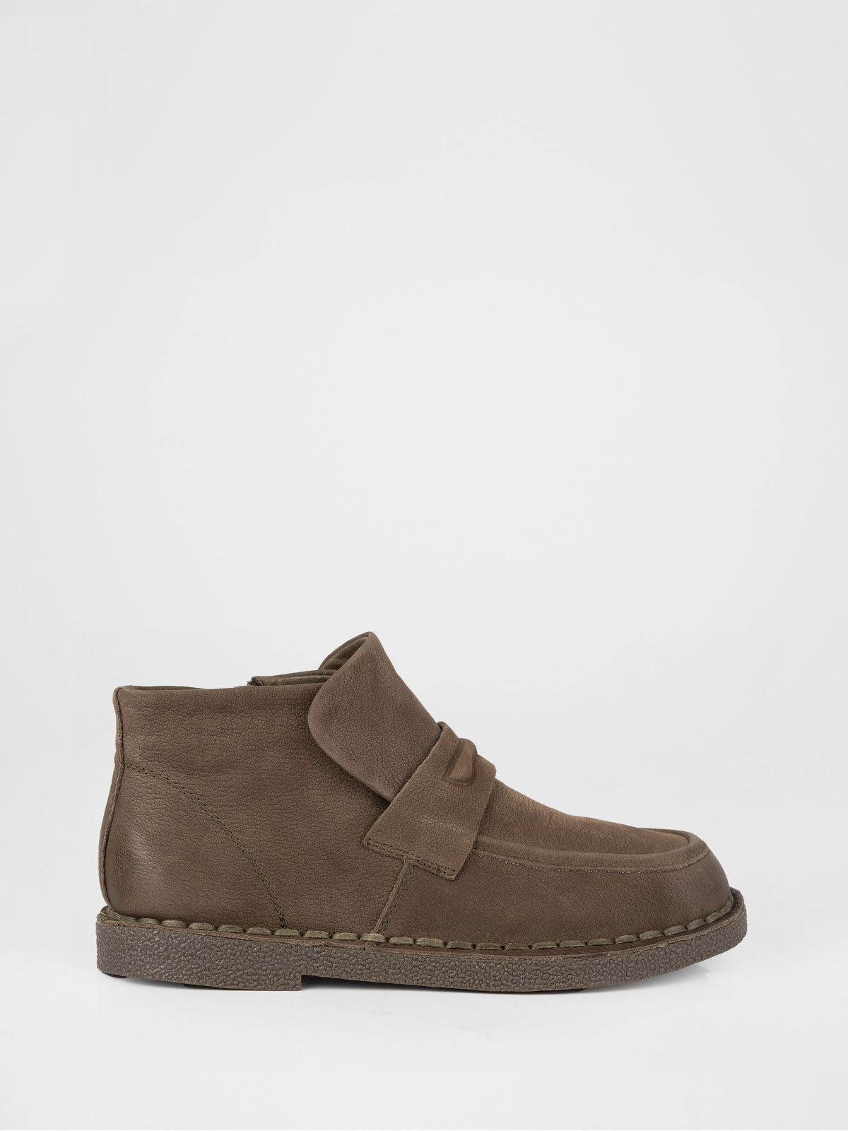 Botines mocasín de piel verde oliva