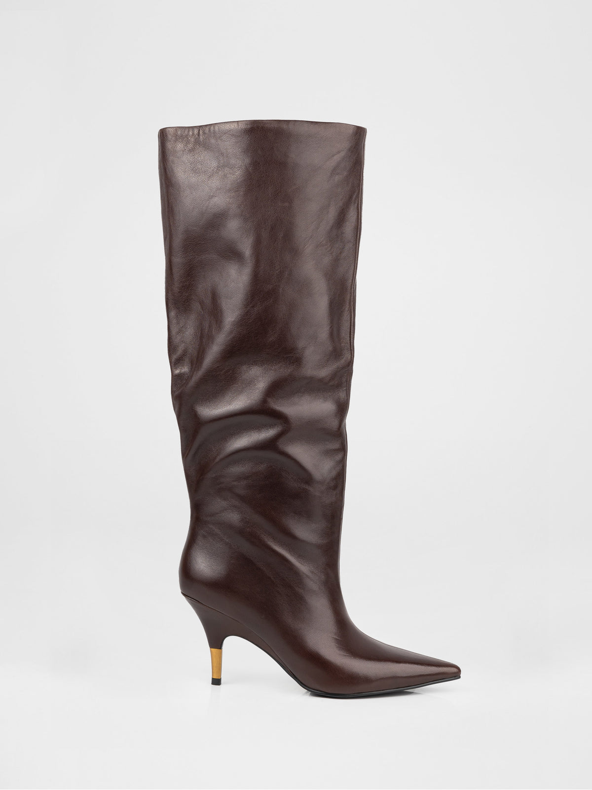 Botas altas drapeadas de piel color chocolate