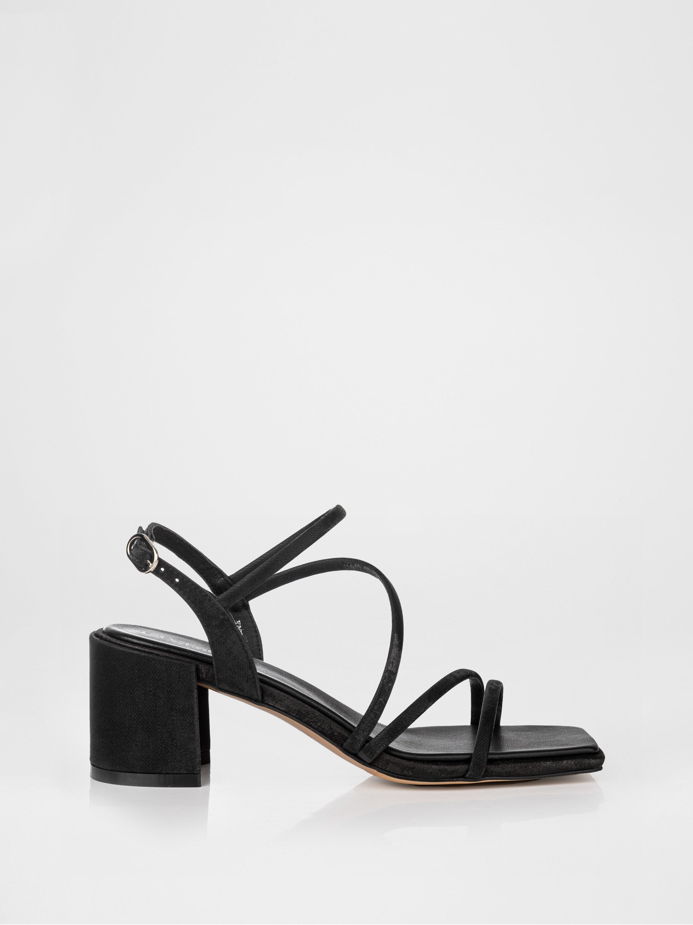 Sandalias de tacón negras