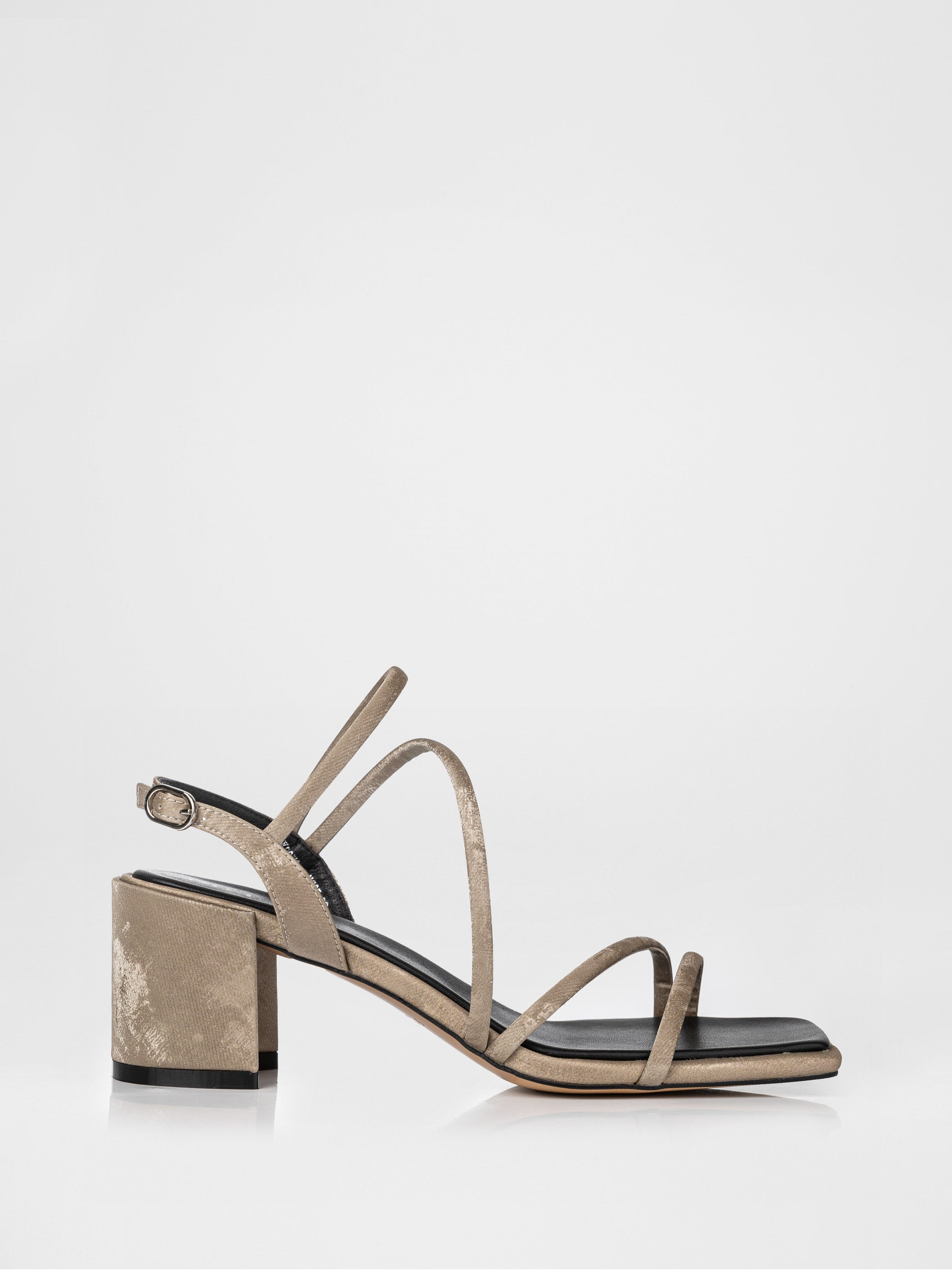 Sandalias de tacón beige