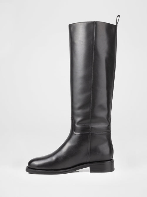 Botas altas de piel negra con forro de piel