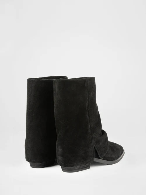 botas vaqueras de ante negro