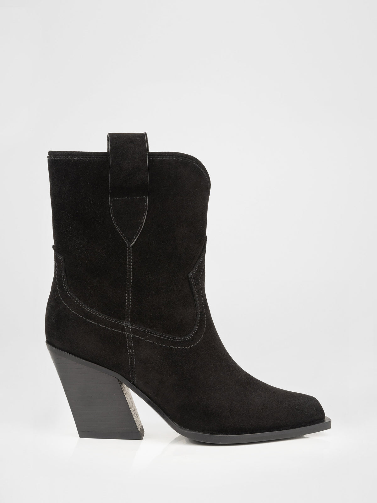 Botas cowboy de ante negro con tacón geométrico