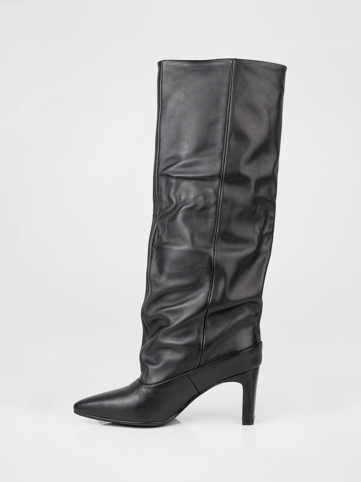 Botas altas slouch de piel negra