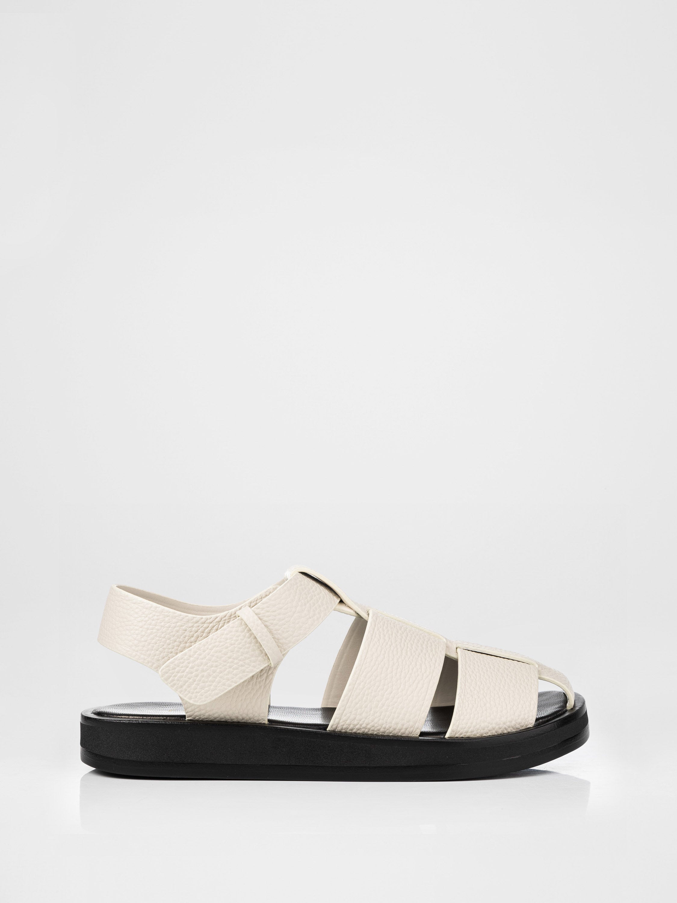 Sandals in white color