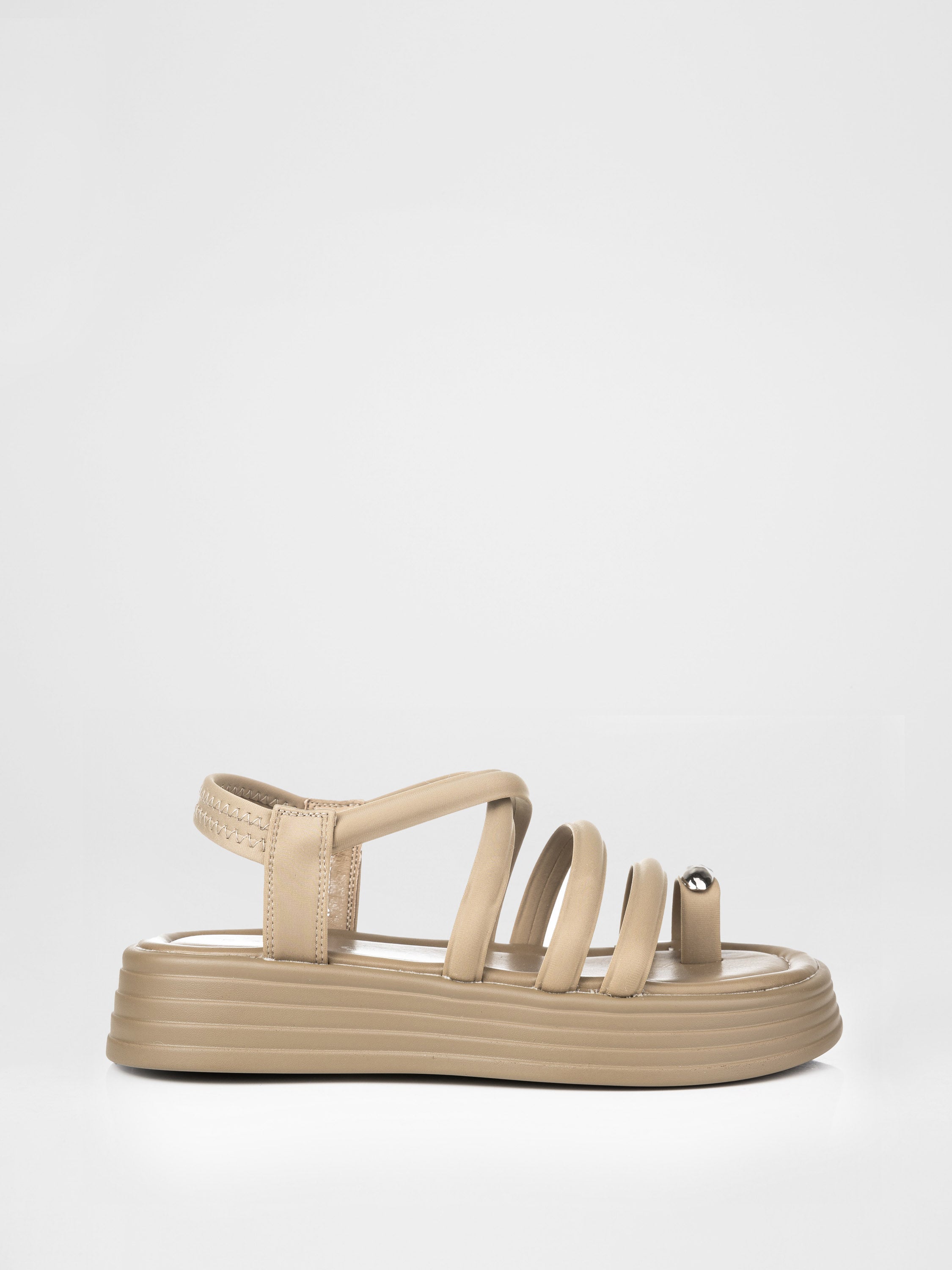 Sandalias de plataforma en color caqui