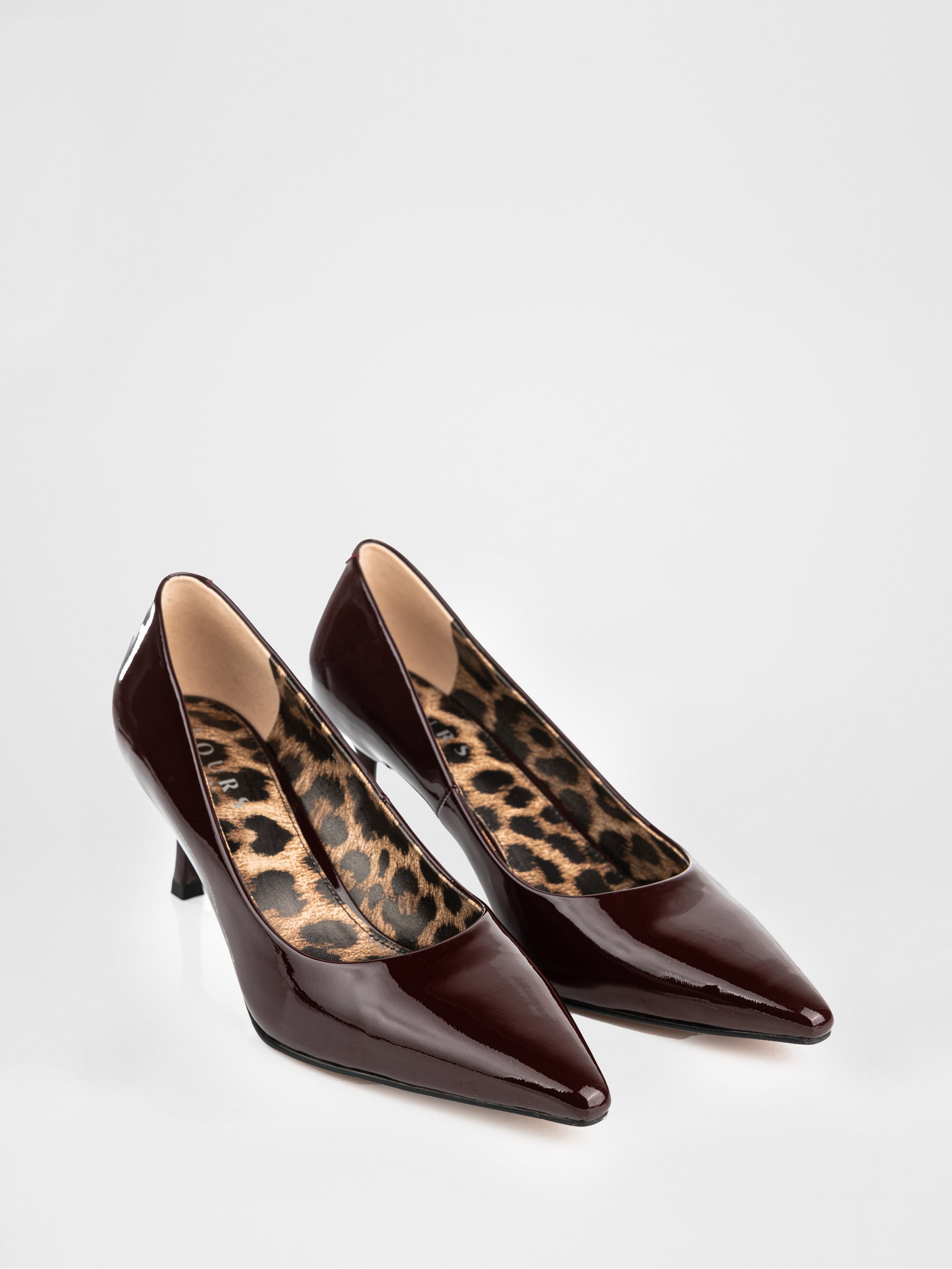 Burgundy genuine leather pumps