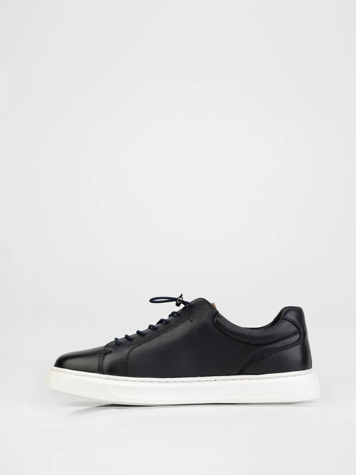 Zapatillas bajas de cuero azul marino