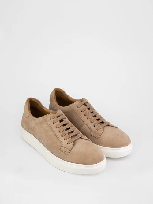 Zapatillas de ante beige con suela blanca