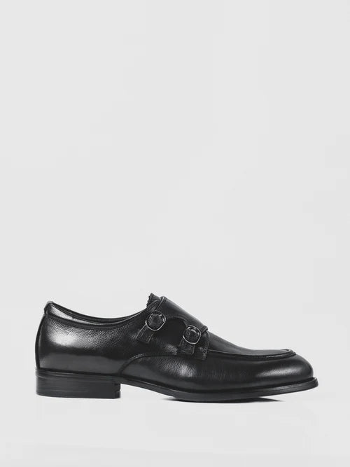 Zapatos para hombre con hebilla