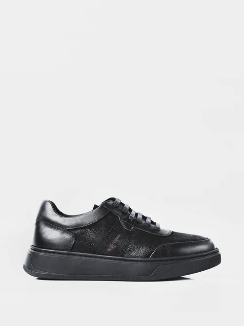 Zapatillas deportivas con cordones para hombre en color negro