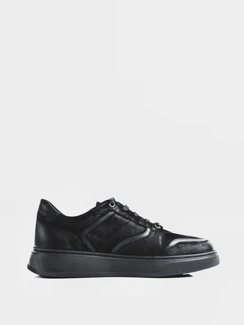 Zapatillas negras con cordones