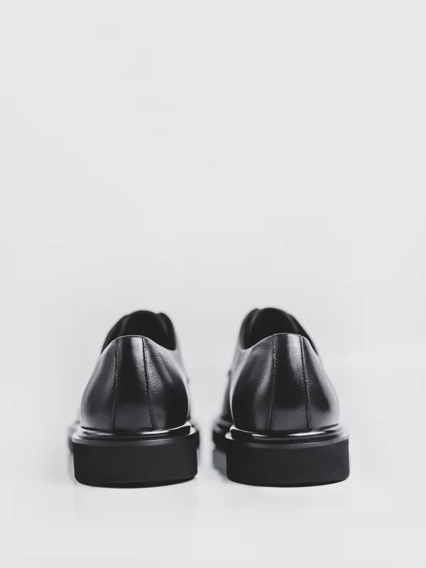 Zapatos con cordones