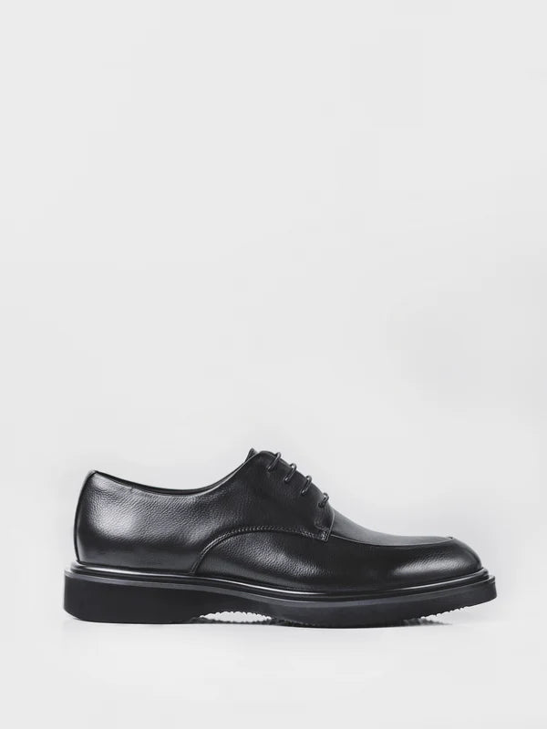 Zapatos con cordones