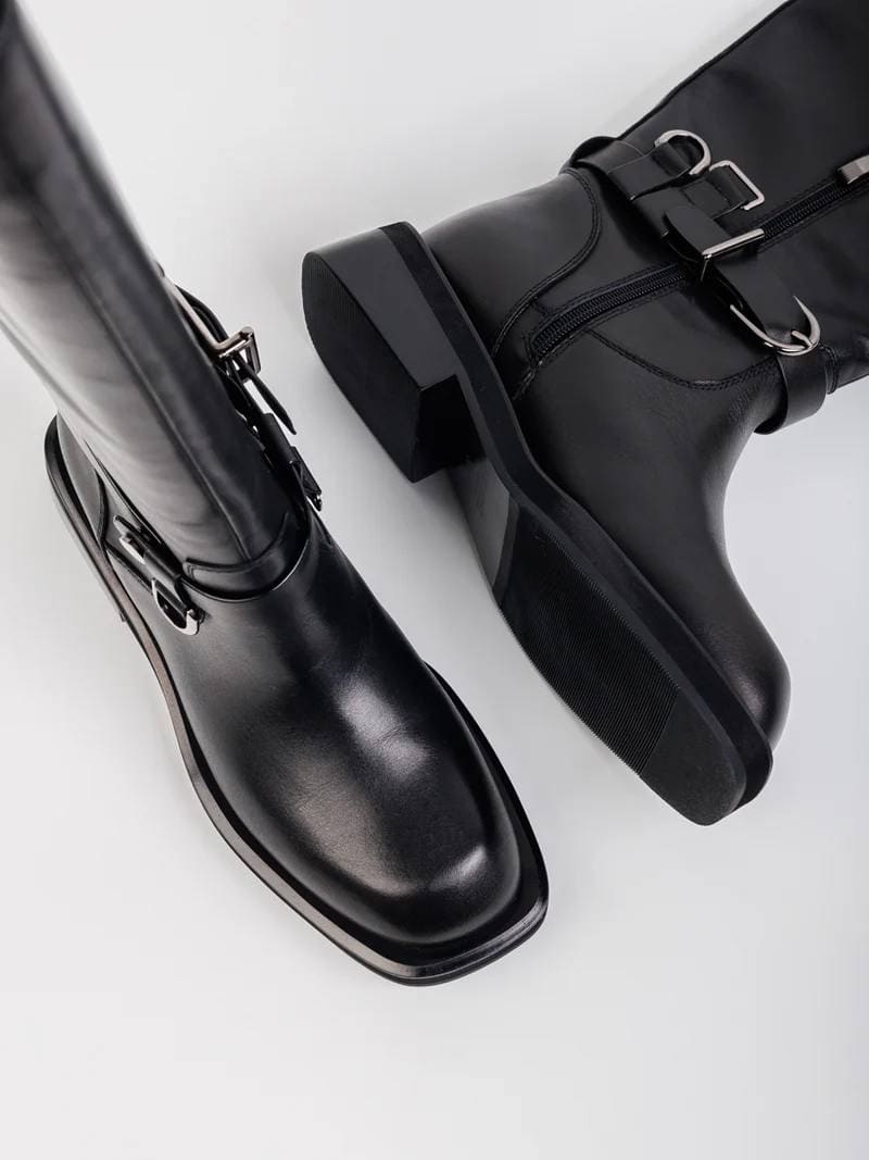 Leather boots Truby